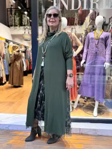 Degaje Yaka Parçalı Tunik