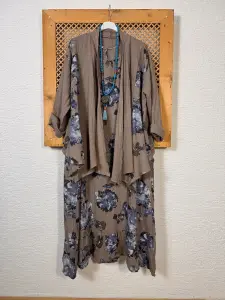 İtalyan Keten Desenli Ceketli Takım