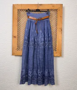 İtalyan Nakışlı Pamuk Etek